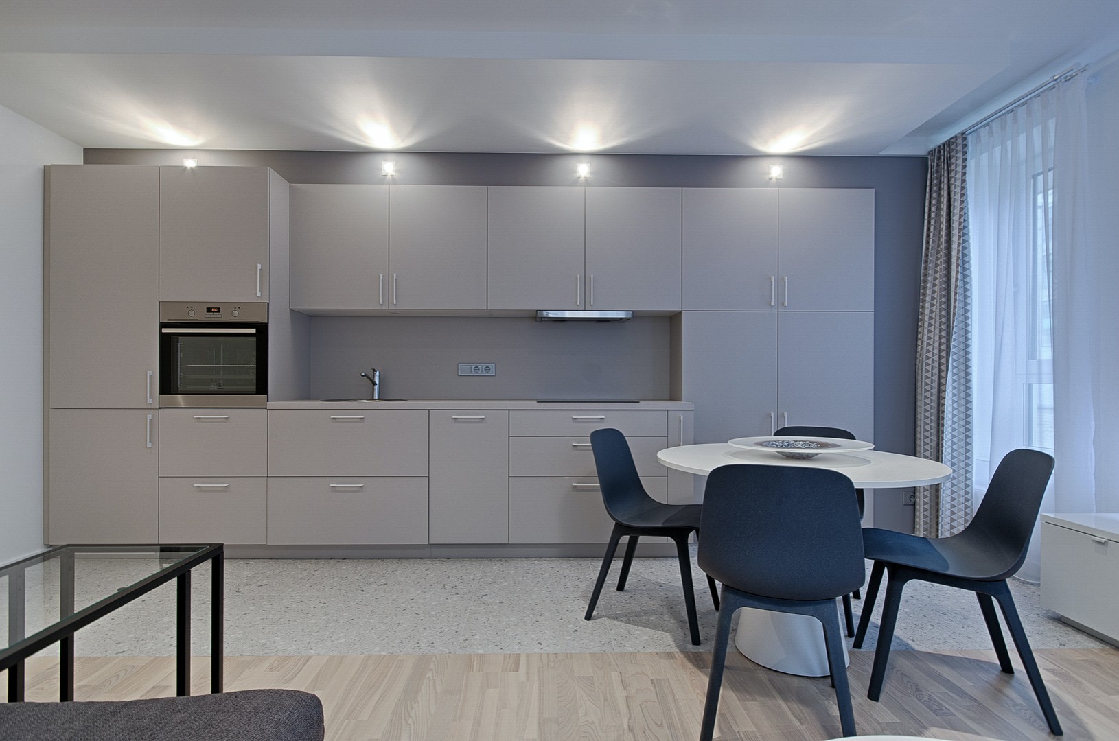 9b498b9f923565a97249ec3ca3af3049fe701073